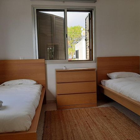 H&O Royal Townhouse In Center Paphos Appartement Buitenkant foto