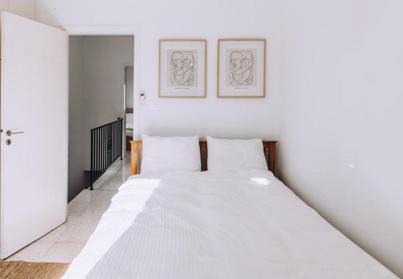 H&O Royal Townhouse In Center Paphos Appartement Buitenkant foto