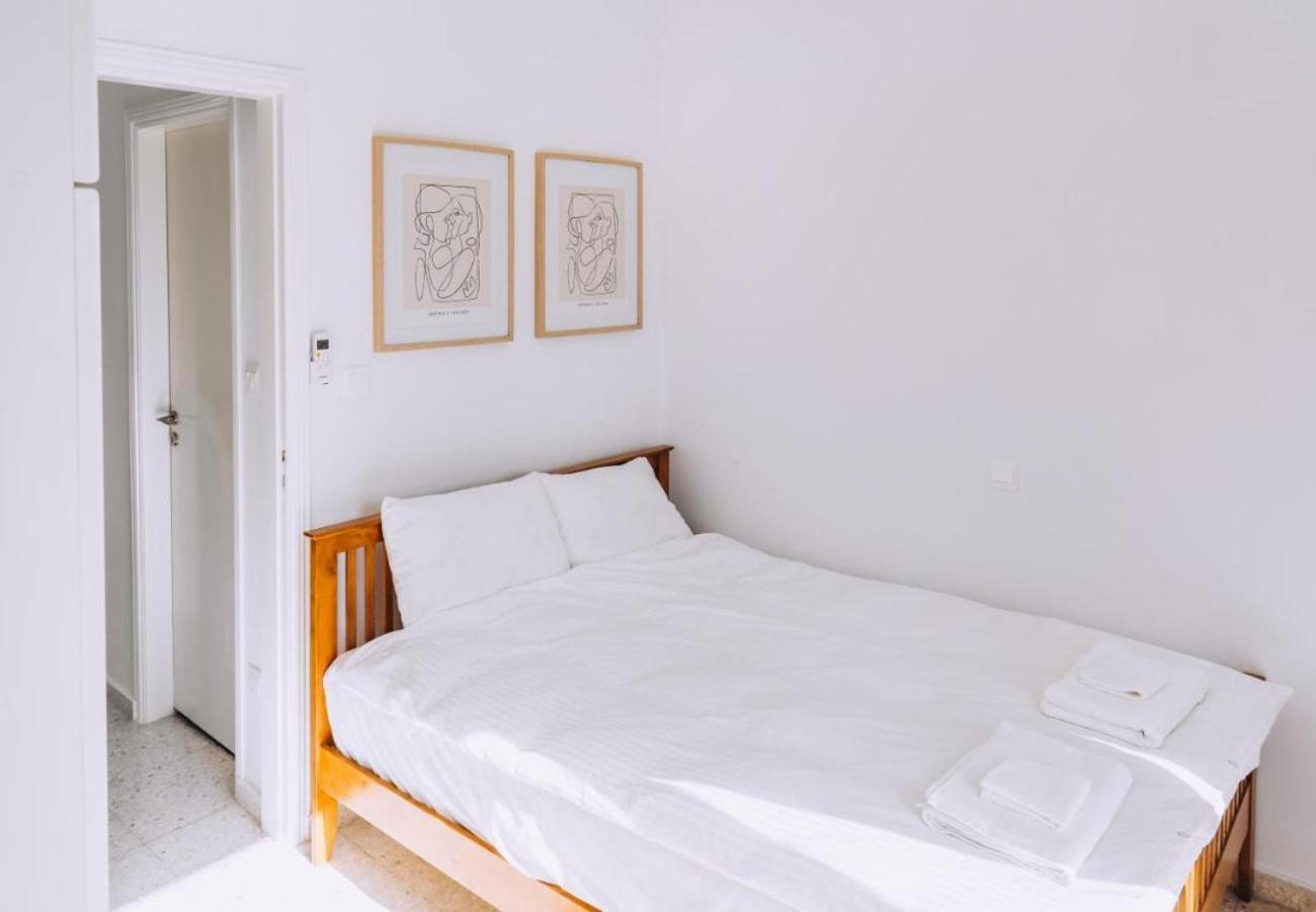 H&O Royal Townhouse In Center Paphos Appartement Buitenkant foto