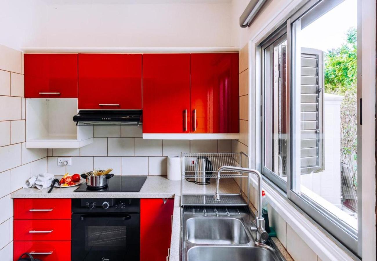 H&O Royal Townhouse In Center Paphos Appartement Buitenkant foto
