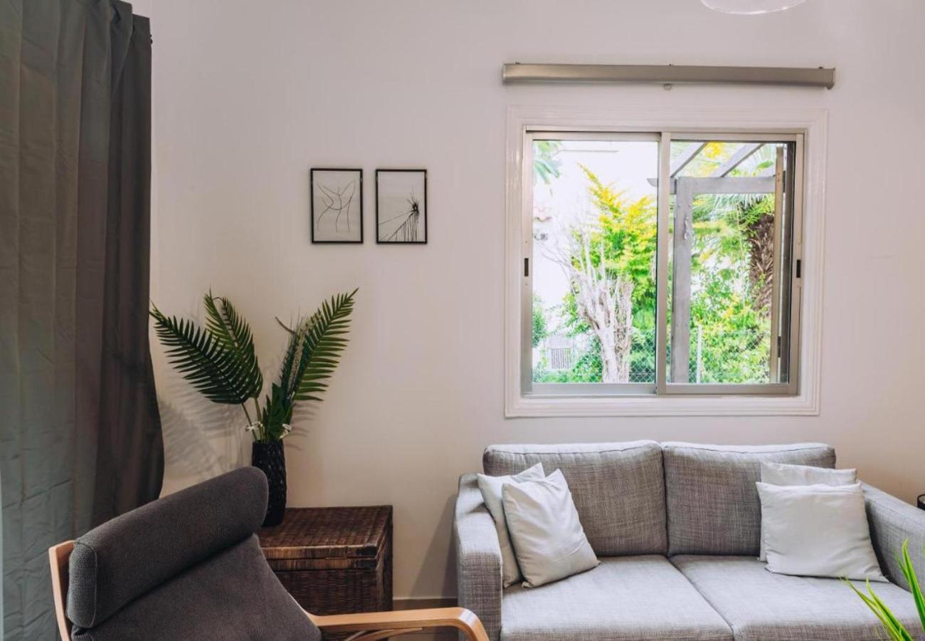 H&O Royal Townhouse In Center Paphos Appartement Buitenkant foto